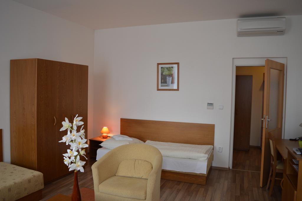 Hotel Akademik Bratislava Værelse billede